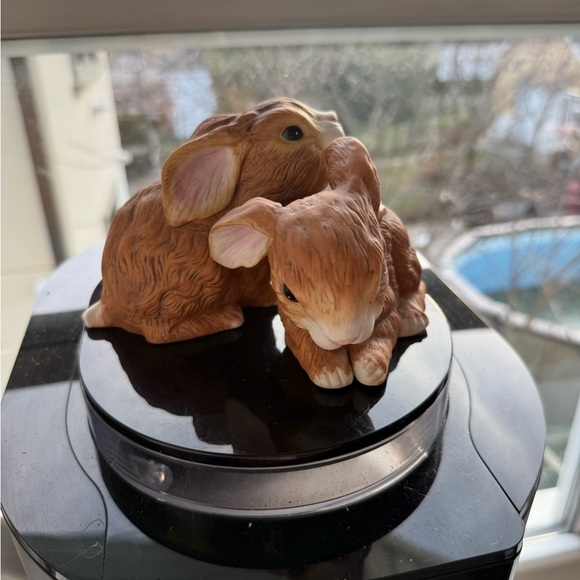 Ceramic Brown Rabbit Figurines - Picture 6 of 10